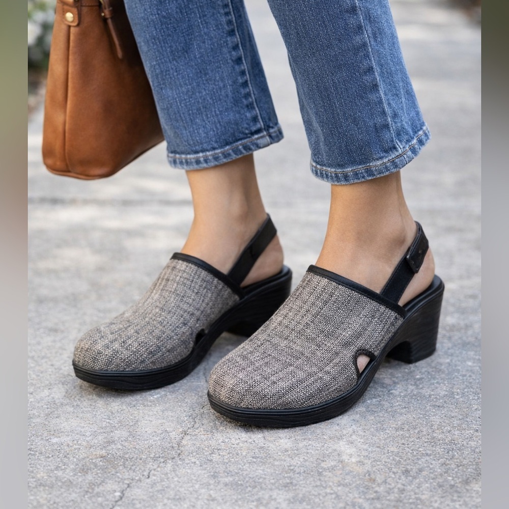 BOC LYZA GREY GOLD TWEED SLING BACK CLOGS SIZE 10